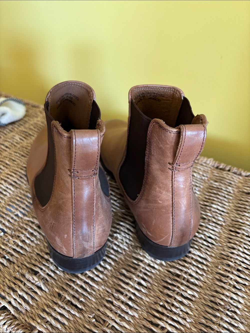Frye Chestnut Leather Chelsea Ankle Boots - Picture 2 of 6